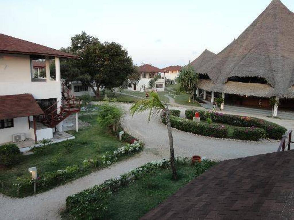 Garoda Resort Малінді Екстер'єр фото